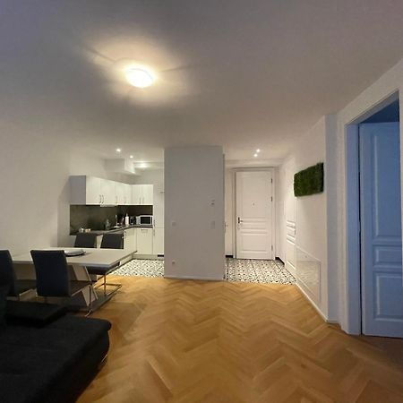 1St City La Opera Suites 비엔나 외부 사진
