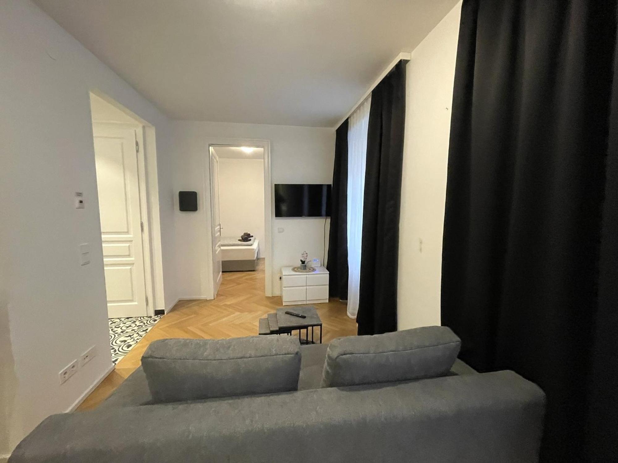 1St City La Opera Suites 비엔나 외부 사진