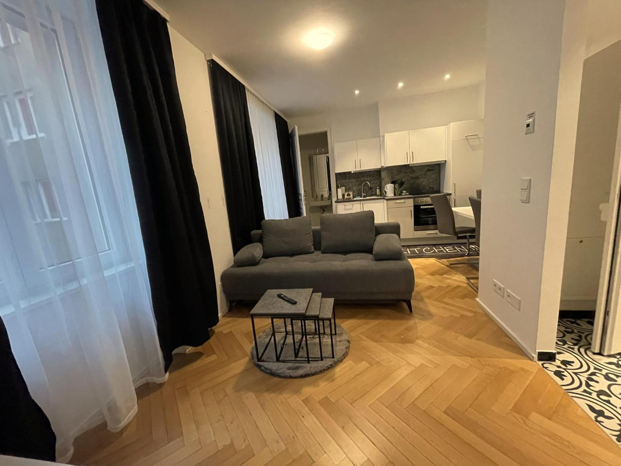 1St City La Opera Suites 비엔나 외부 사진